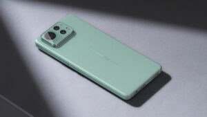 Asus Zenfone 12 Ultra Resmi Meluncur: Snapdragon 8 Elite dan Layar 144Hz Super Mulus!