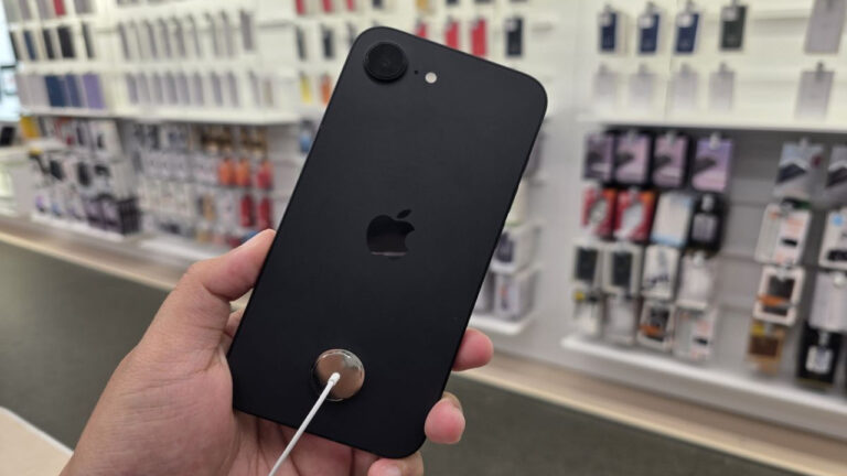Harga iPhone 16e Terbaru Agustus 2025, Kini Mulai Rp 11,5 Jutaan!