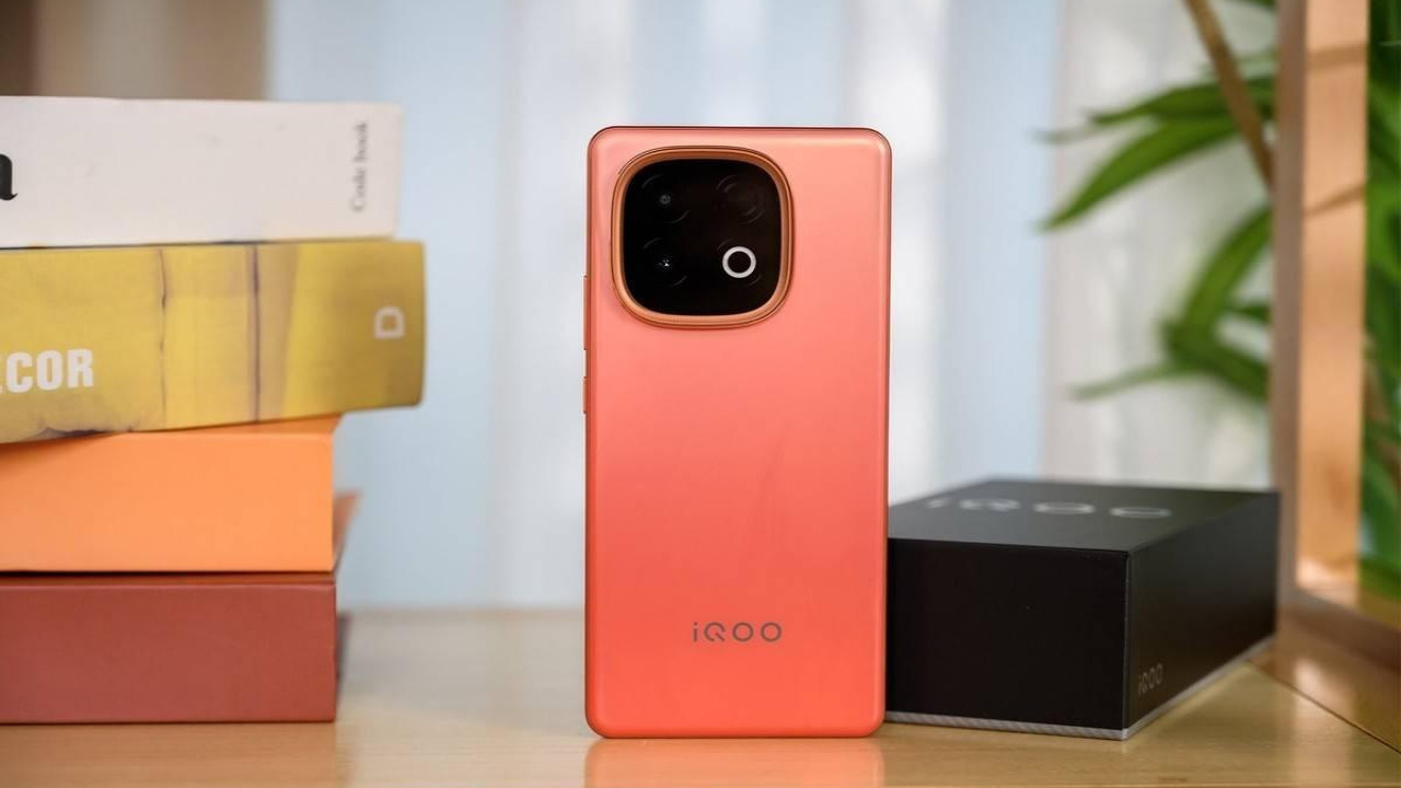 iQOO Z10 Turbo+ Hadir dengan Chip Dimensity 9400+ dan Performa Gaming Kelas Atas