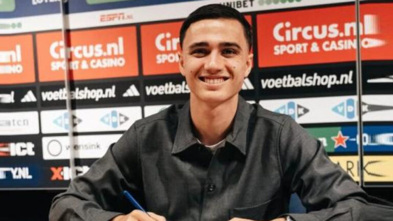 Setelah Thom Haye, Persib Bandung Incar Eliano Reijnders?