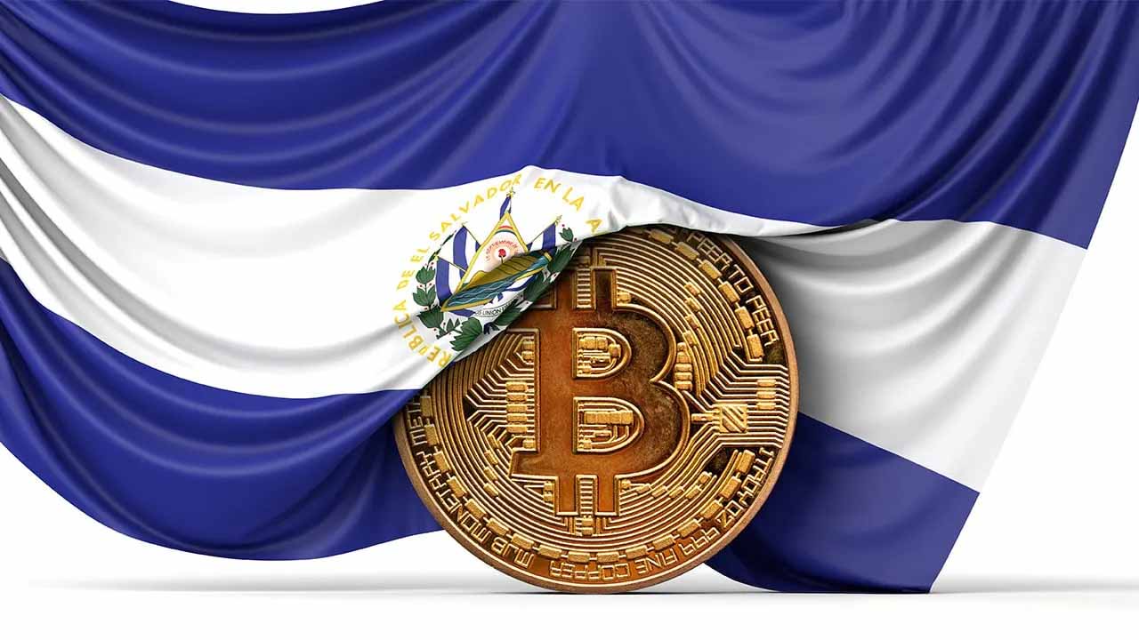 El Salvador Rayakan Hari Bitcoin dengan Beli 21 BTC, Tantang Tekanan IMF