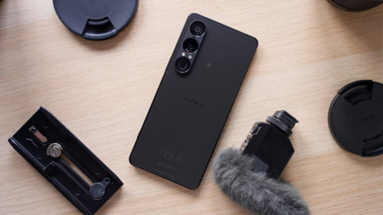 Sony Xperia 1 VII Meluncur dengan Kamera Alpha, Layar BRAVIA, dan Audio Walkman