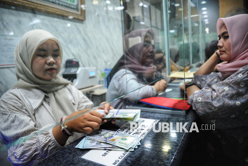 Attachment For Rupiah Naik Ke Rp16.555, Inflasi September Stabil