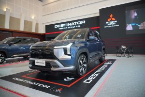 Mitsubishi Tanggapi Kesuksesan Destinator Atas Innova Zenix