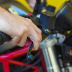 Apa Itu Late Braking dan Cara Menggunakannya
