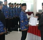 Pelantikan 61 PPPK Tahap II Tahun 2024, Bupati Agam: Jalani Tugas sebagai Jalan Menuju Surga Allah