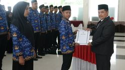 Pelantikan 61 PPPK Tahap II Tahun 2024, Bupati Agam: Jalani Tugas sebagai Jalan Menuju Surga Allah
