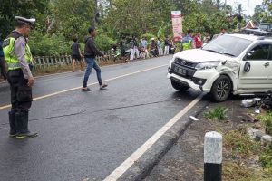 Toyota Rush Ditemani Malaikat Kematian, Akhiri Hidup Pengendara Honda BeAT dengan Tragis