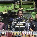 Populer: Purbaya Temukan Rokok Ilegal; Investor Menolak Gaji Elon Musk