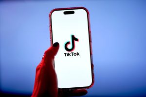 Jadwal FYP TikTok 2025 Berdasarkan Jenis Konten