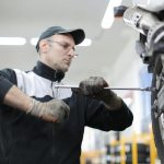 5 Tips Hemat Bahan Bakar Tanpa Kurangi Performa Motor
