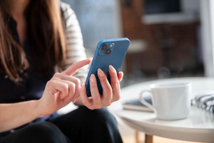 Komdigi: Blokir dan Daftar Ulang IMEI Bukan Balik Nama Seperti Kendaraan Komdigi: Blokir dan Daftar Ulang IMEI Bukan Balik Nama Seperti Kendaraan