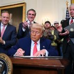 Trump Akhiri Kekakuan Terpanjang AS, Negara Bangkit dari Kematian Suri