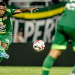 Rapor Diego dan Leo! Siapa yang Akan Didepak Persebaya di Paruh Musim?