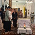 Penghormatan Terakhir Gibran untuk SISKS Pakubuwono XIII Hangabehi
