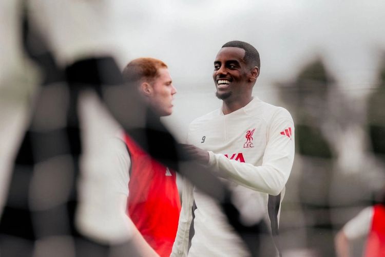 Alexander Isak Kembali Berlatih, Alisson Masih Diragukan di Laga Besar Liverpool vs City! Alexander Isak Kembali Berlatih, Alisson Masih Diragukan di Laga Besar Liverpool vs City!