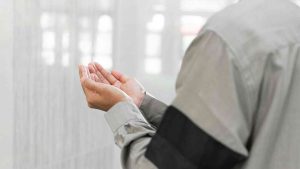 Cinta dalam Doa: Hadir Tanpa Terlihat