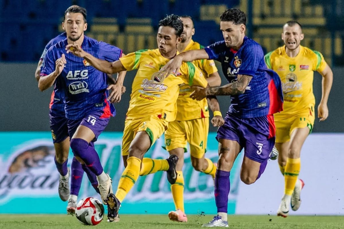 Mental Juara Persija dan Persib di Tengah Tekanan Mental Juara Persija dan Persib di Tengah Tekanan