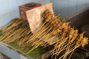 Sate Mak Syukur, Kuliner Legendaris yang Harus Dicoba di Padang Panjang