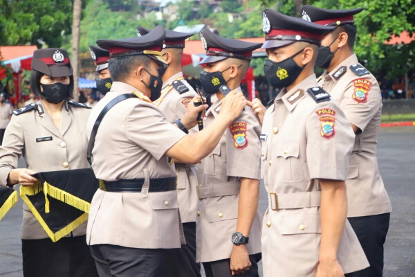 Polda NTT Pecat Bripda yang Aniaya Siswa SPN Kupang Polda NTT Pecat Bripda yang Aniaya Siswa SPN Kupang