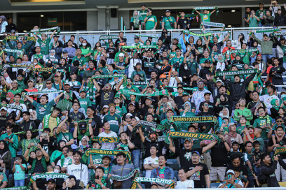 Pembaruan Harga Tiket Persebaya vs Arema FC, Kursi Mulai Langka Pembaruan Harga Tiket Persebaya vs Arema FC, Kursi Mulai Langka