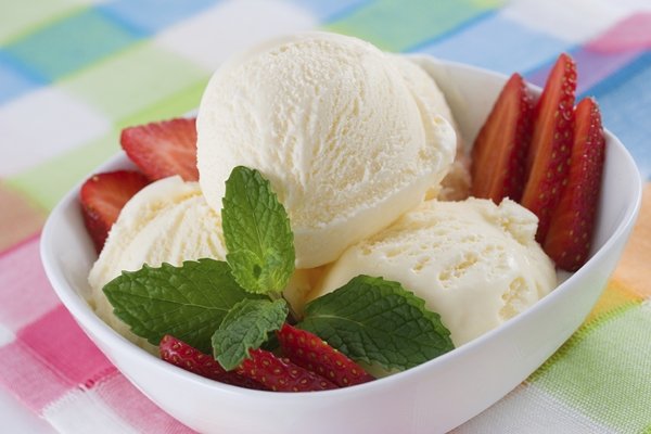 Resep Es Krim Vanila Sederhana untuk Cuaca Panas Resep Es Krim Vanila Sederhana untuk Cuaca Panas