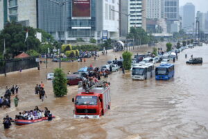 Banjir Kanci Bukan Hanya Hujan, Camat Ungkap Penyebabnya: Saluran Tersumbat Bangunan Ilegal