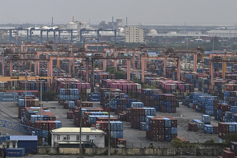 Ekspor Vietnam ke AS Rekor, Capai 138,6 Miliar Meski Tarif Trump Ekspor Vietnam ke AS Rekor, Capai 138,6 Miliar Meski Tarif Trump
