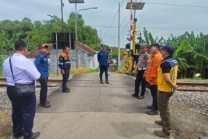 Perlintasan Kereta Tanpa Palang di Pasuruan Ditutup, Cegah Kecelakaan Nataru