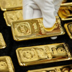 Emas Menggila, Perak Pecahkan Rekor Harga