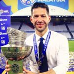 Benjamin Mora Tolak Puebla, Bonek Antusias Tunggu Keputusan di Persebaya Surabaya