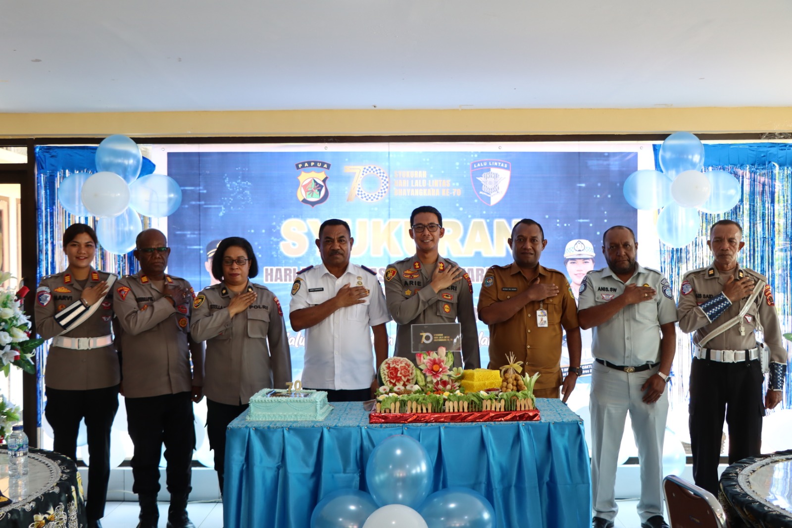 Penghargaan Penelitian, Kolaborasi, dan Inovasi di Gala Dinner Seminar Nasional Politani Kupang 2025 Penghargaan Penelitian, Kolaborasi, dan Inovasi di Gala Dinner Seminar Nasional Politani Kupang 2025
