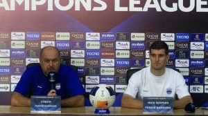 Pelatih Persib Bandung Buka Suara Soal Dua Pemain Tak Layak Main