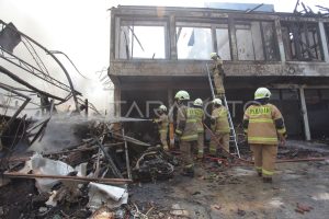 BPBD Gorontalo Selatan Selidiki Penyebab Kebakaran Toko Bangunan