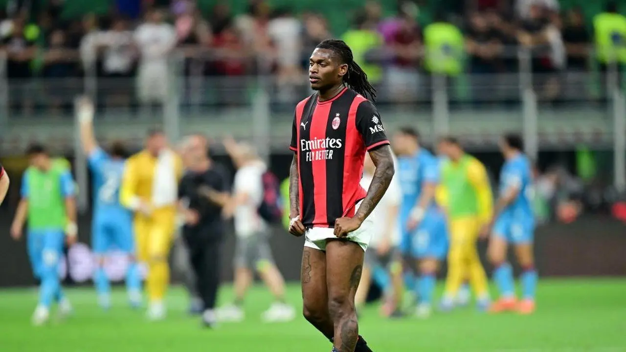 AC Milan Pertimbangkan Jual Rafael Leao, Amorim Ungkap Alasan Taktis dan Non-Taktis