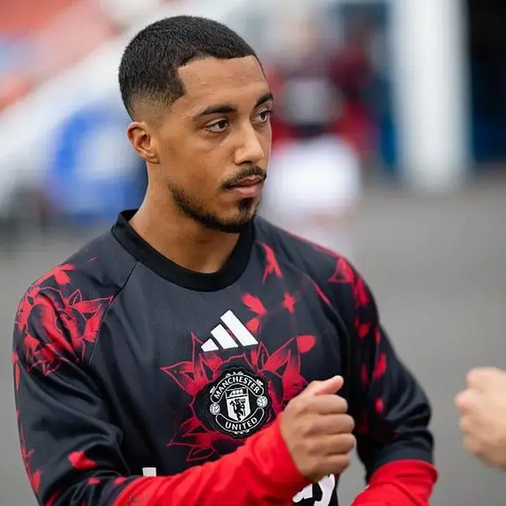 Ben Foster Sebut Transfer Tielemans ke MU Terbaik Musim Panas Ini