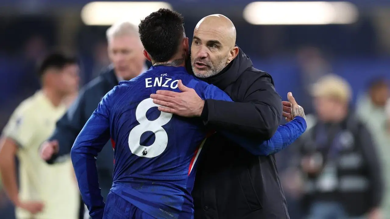 Enzo Maresca Buka Suara Soal Rencana Transfer Manchester City di Bursa Panas