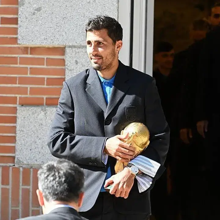 Enzo Maresca Buka Suara soal Spekulasi Masa Depan Rodri di Manchester City