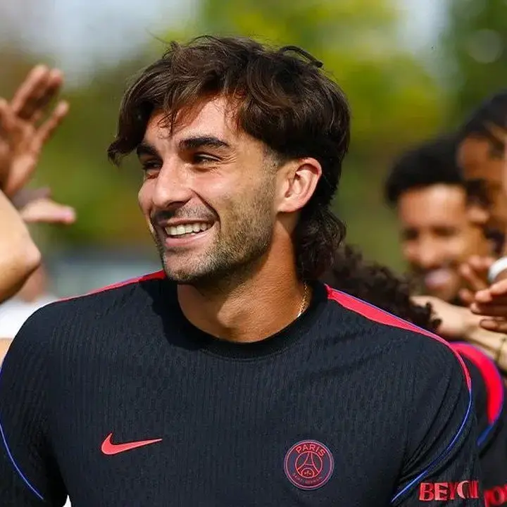 Ferran Torres Gabung PSG, Bidik Gelar Domestik dan Eropa